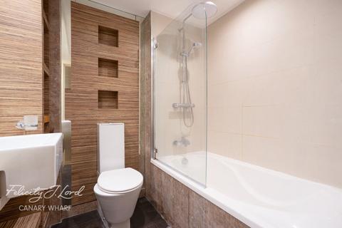 2 bedroom flat for sale, City Tower, Limeharbour, London E14
