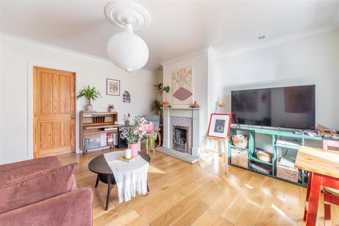 undefined, Rose Avenue, Nelson Village, NE23