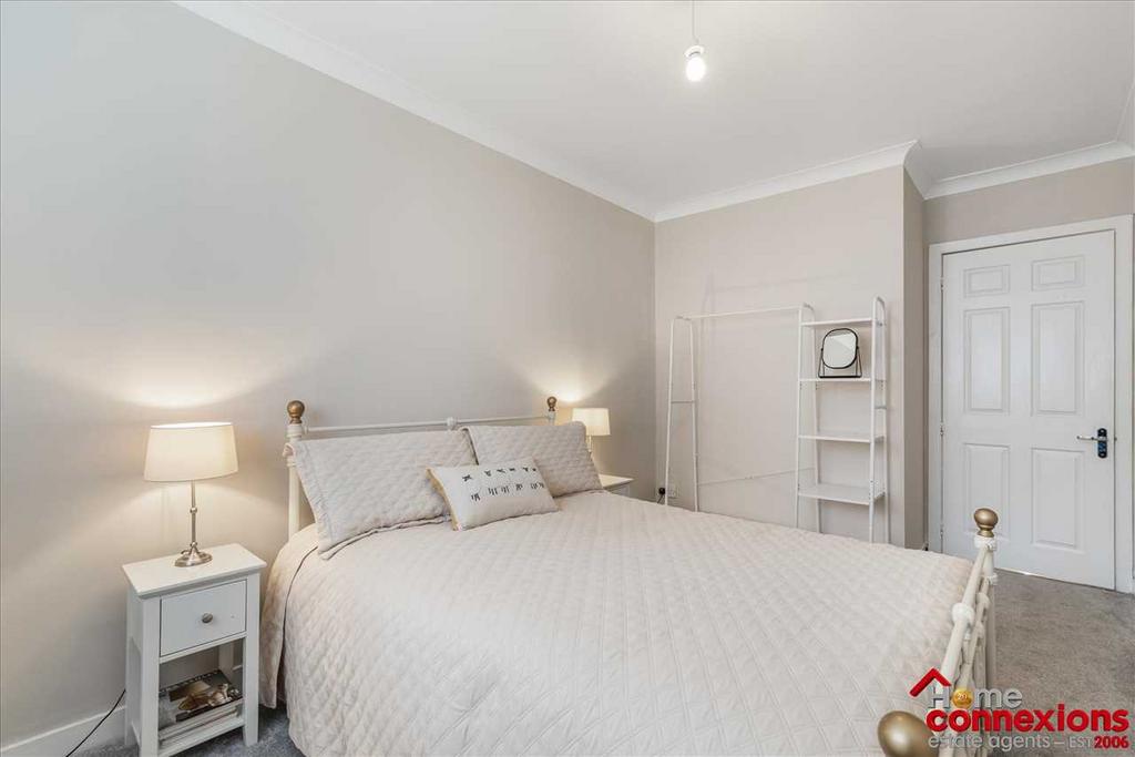 Bedroom Three (2)