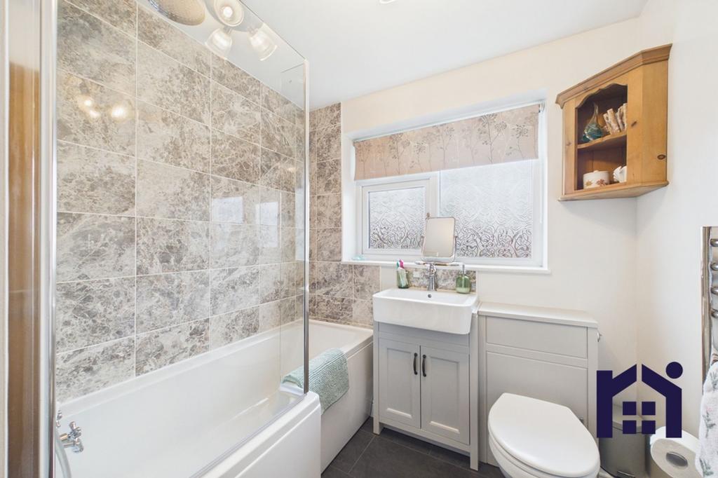 Family bathroom