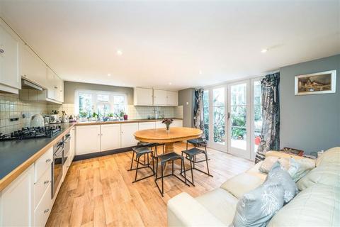 6 bedroom house for sale, Templar Street, London SE5