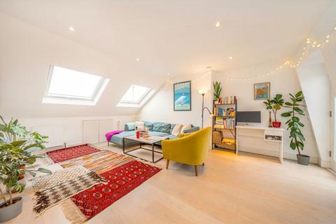 3 bedroom flat for sale, Greswell Street, London SW6