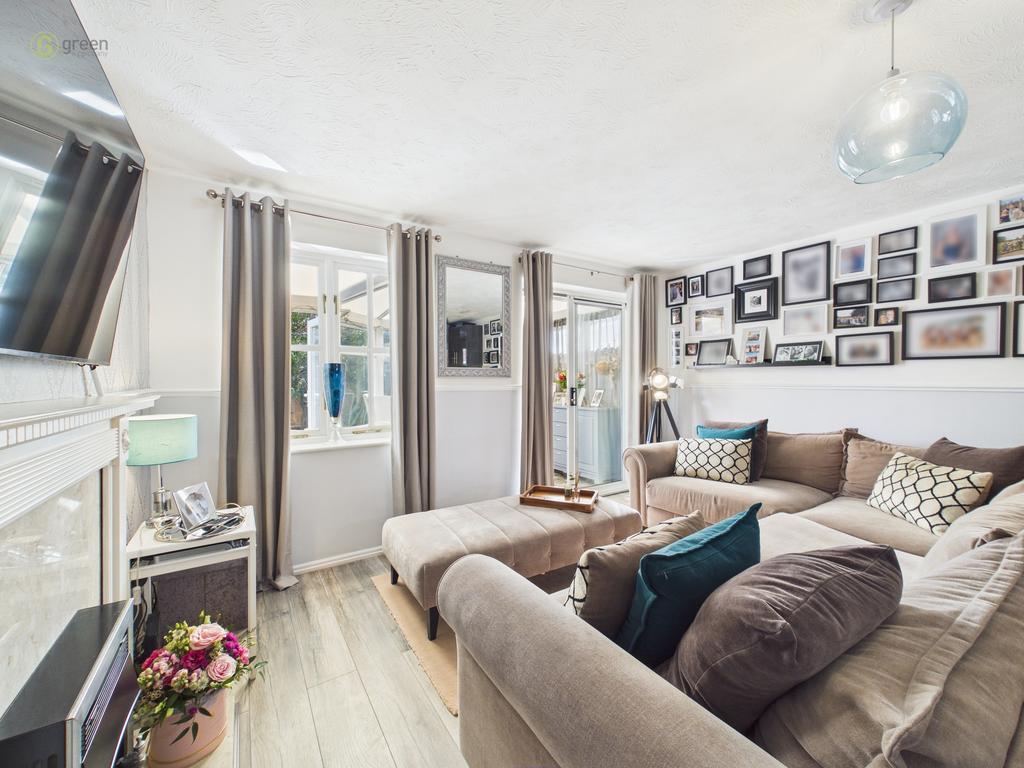 Cam01698g0pr0169still006