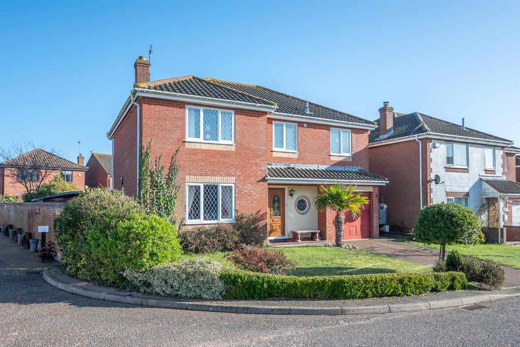 16 Lancaster Rose,Mundesley-37.jpg