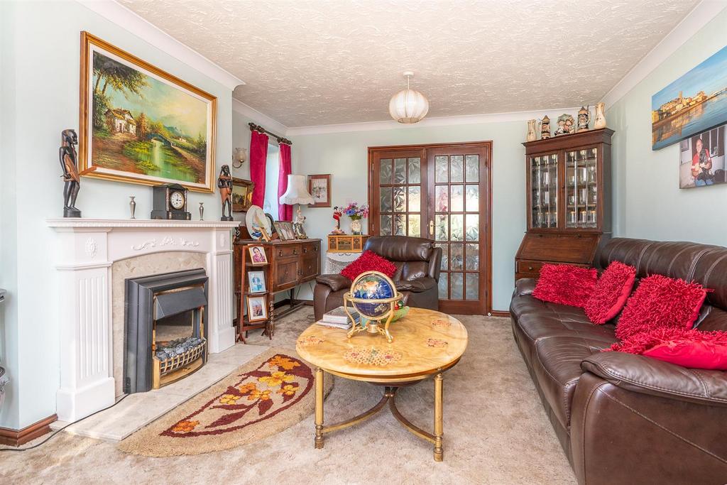 16 Lancaster Rose,Mundesley-32.jpg
