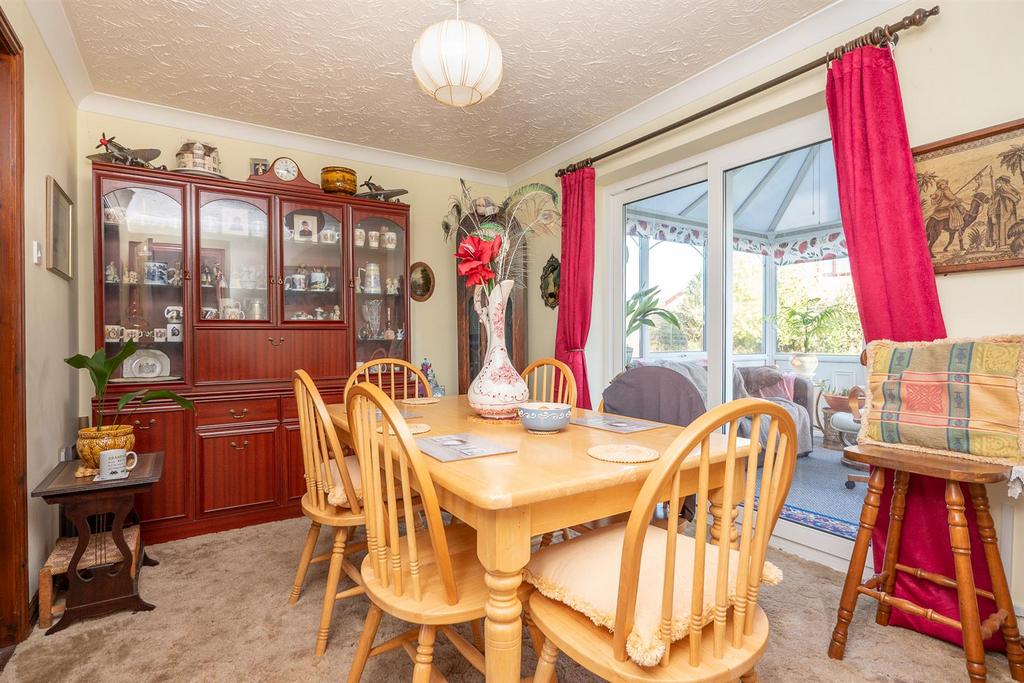 16 Lancaster Rose,Mundesley-31.jpg