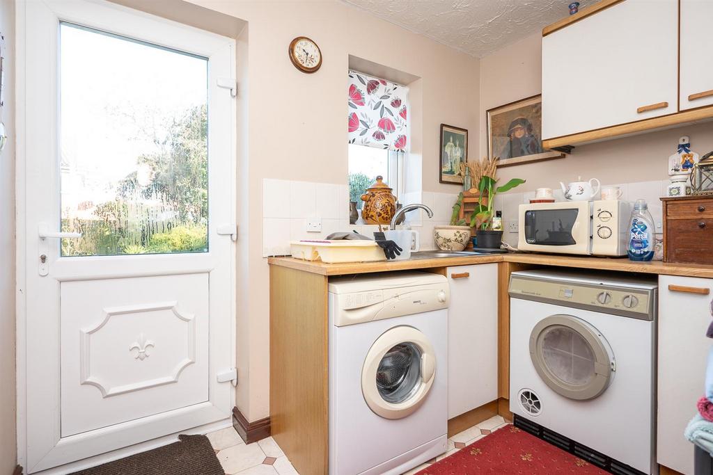 16 Lancaster Rose,Mundesley-23.jpg