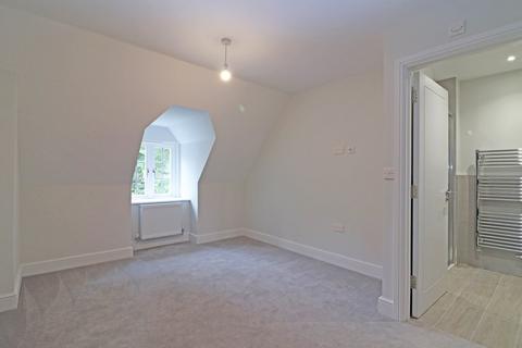 undefined, Ladbroke Road, Horley