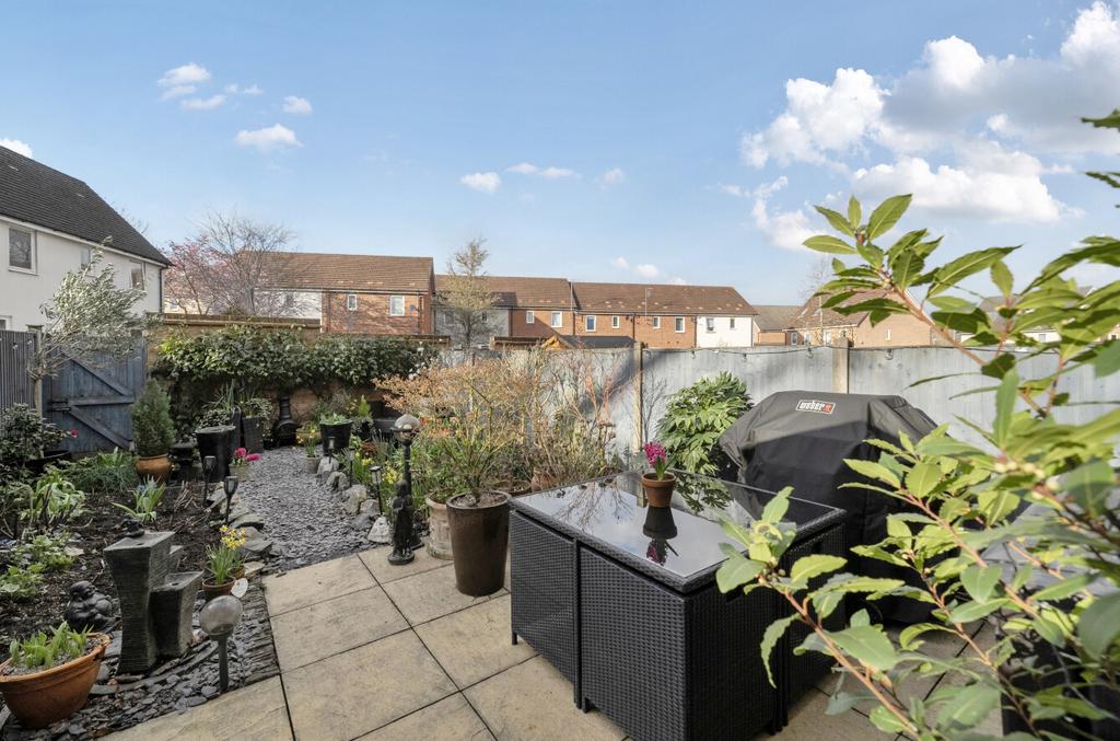1425392-6-69b1a5a...