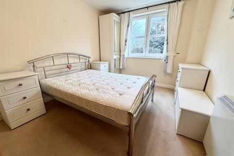 undefined, Knightsbridge Court, Skircoat Green,