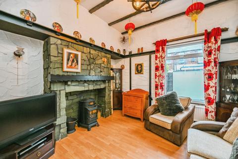 4 bedroom end of terrace house for sale, Wellington Avenue, Liverpool, Merseyside, L15