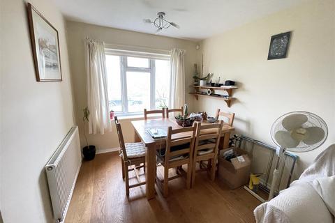 undefined, Woodland Drive, Salisbury SP5