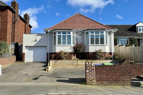 3 bedroom detached bungalow for sale - Highfield Crescent, Rowley Regis