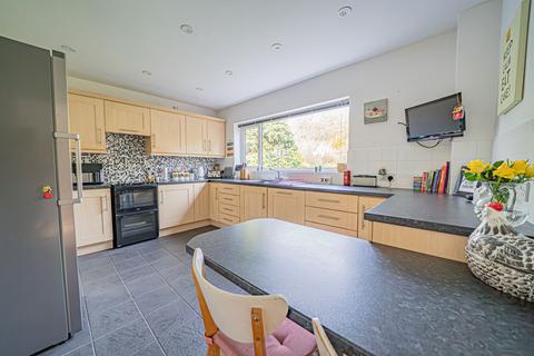 4 bedroom detached house for sale, Barnbrook Road, Knowle, B93