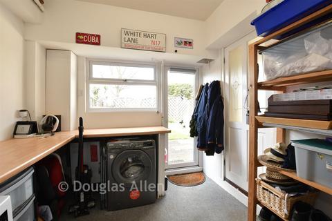undefined, Viking Way, Wickford SS11
