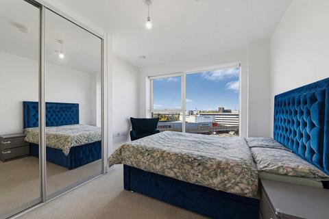 3 bedroom apartment for sale, Wray Avenue, London, E16