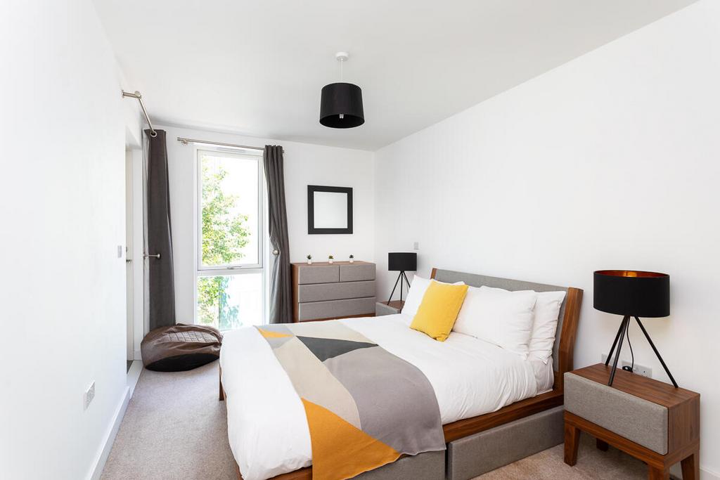 Flat 14, The Porter Building, 130 Spa Road, Bermon