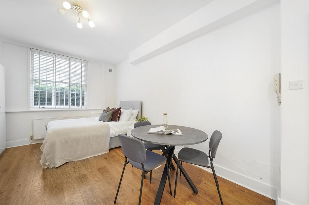 Flat 4, 30 Pembridge Square - lw4 Ye6 Yr Uy FVCtl7h3 Jw