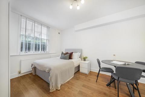 Studio to rent, 30 Pembridge Square, London W2