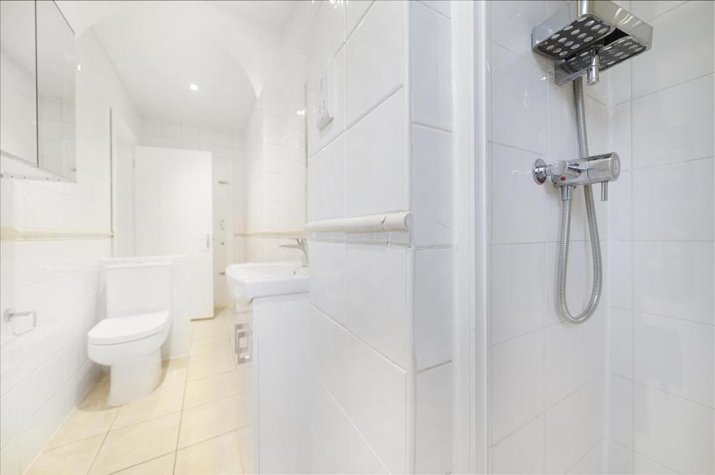 Flat 3, 30 Pembridge Square - 7p5w9p06rua F1 OQLGKw Q