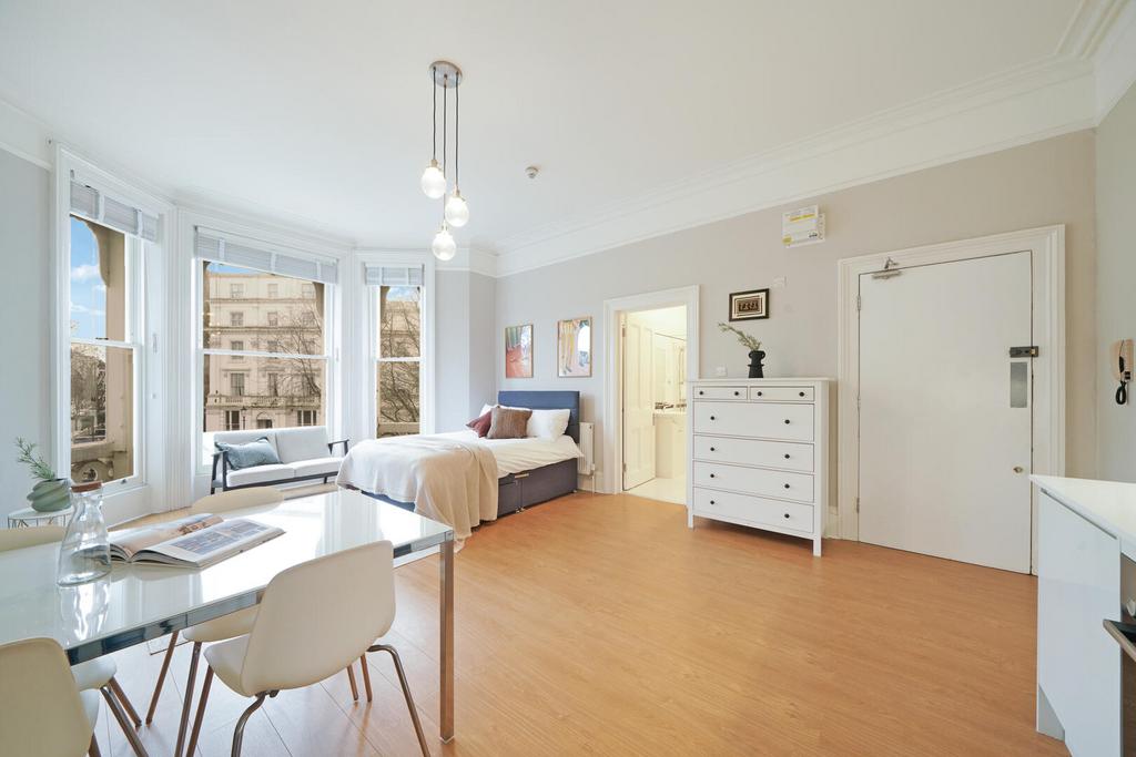 Flat 8 - pg Ocs6 Dmj YVu NDp LWh7l.jpg