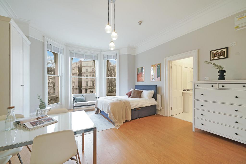 Flat 8 - onq9z OFc B6 Pk Okb J3 AN7.jpg