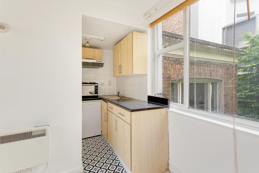 PSQ - Studio 26, 24 Pembridge Square, W2 4 DR-7.jpg