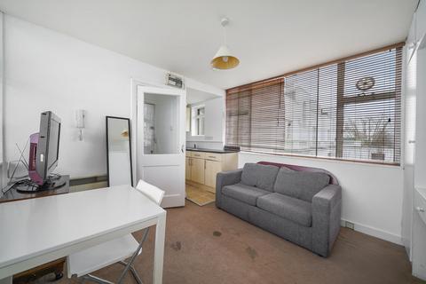 undefined, 24 Pembridge Square, London W2
