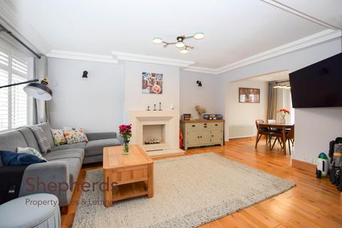 undefined, Bullwell Crescent, Cheshunt EN8