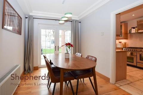 undefined, Bullwell Crescent, Cheshunt EN8