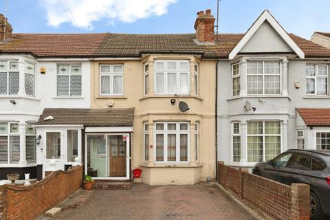 3 bedroom terraced house for sale, Hall Lane, London, E4