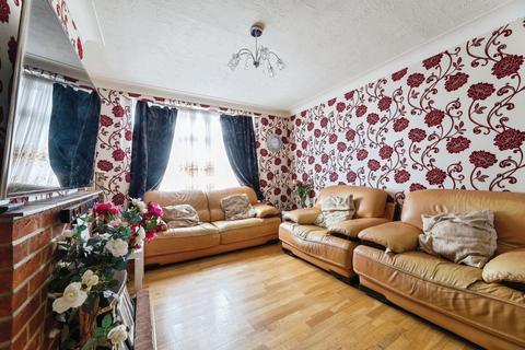 3 bedroom terraced house for sale, Hall Lane, London, E4