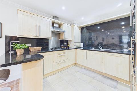 2 bedroom flat for sale, High Wray, 249 Millhouses Lane, Millhouses, Sheffield