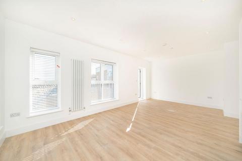 1 bedroom flat to rent, Banister Road, London W10