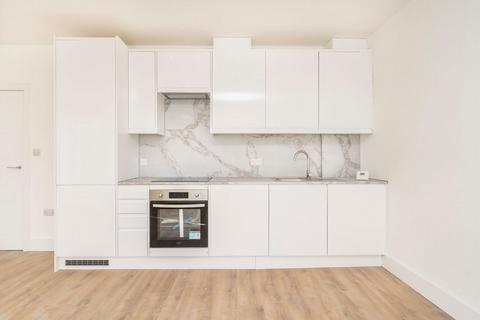 1 bedroom flat to rent, Banister Road, London W10
