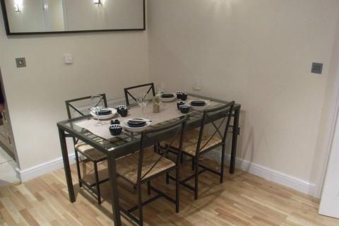 undefined, Station Court, Burton-on-Trent, Staffordshire, DE14