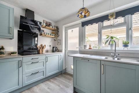 3 bedroom chalet for sale, Seafield Close, East Wittering, PO20