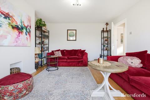 3 bedroom maisonette for sale, Gordon Road, Shenfield, CM15