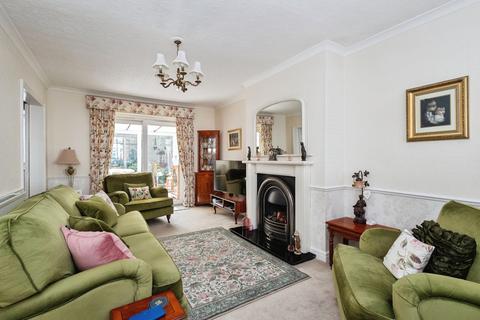 3 bedroom terraced house for sale, Elsdon Drive, Manchester, Greater Manchester, M18