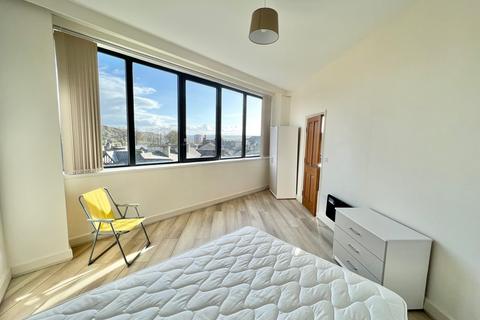 1 bedroom apartment to rent, Southgate House, Halifax, HX1