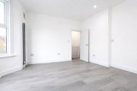 undefined, Charlemont Road, London, E6