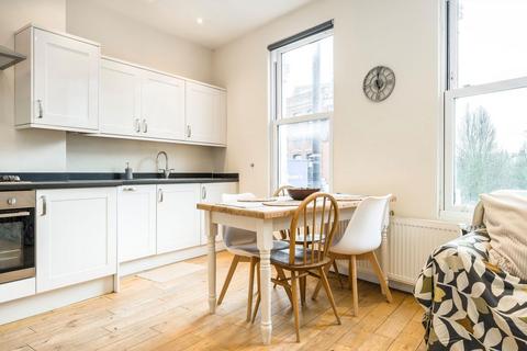 2 bedroom flat for sale, Fulham Road, London SW6