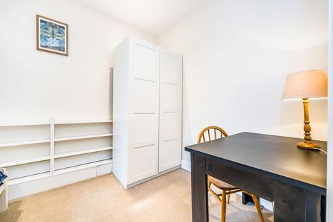 2 bedroom flat for sale, Fulham Road, London SW6