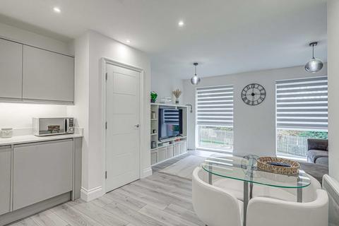 undefined, Rayleigh Road, Leigh-on-sea, SS9