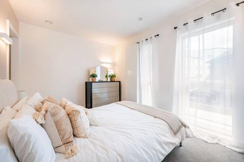 undefined, Madeleine Court, North Acton, Acton, W3