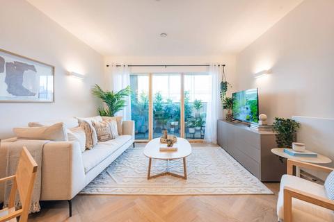 1 bedroom flat to rent, Madeleine Court, North Acton, Acton, W3