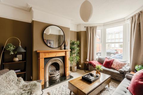 2 bedroom terraced house for sale - Bristol BS7