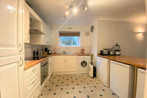 undefined, Weybridge, Surrey, KT13