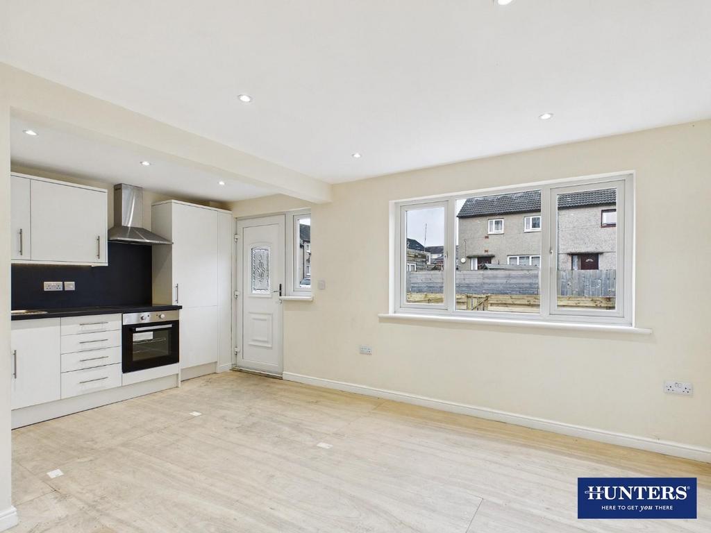 Kitchen & Family Room