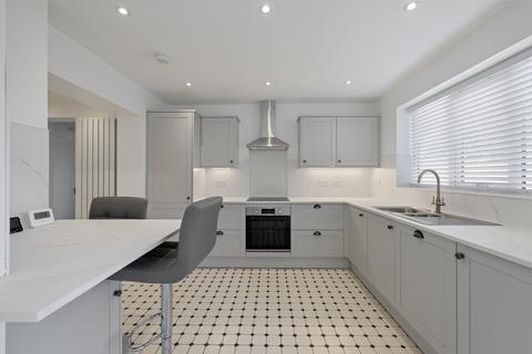 4 bedroom detached house for sale, Tangmere Gardens, Aldwick, Bognor Regis, West Sussex PO21